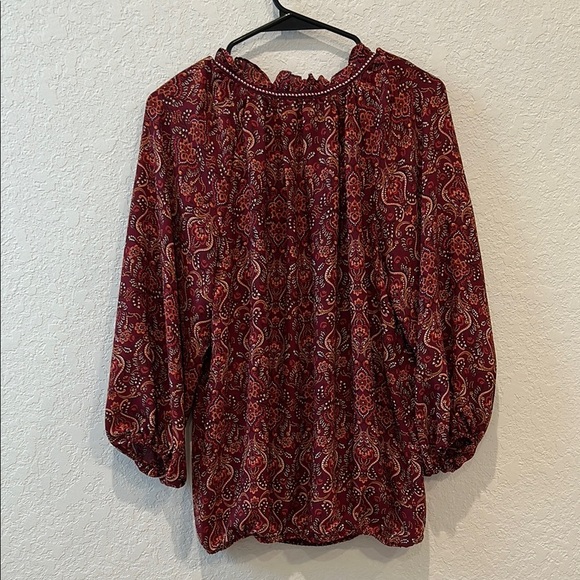 Max Studio V-Neck Paisley Red Blouse Size Small - Picture 7 of 7